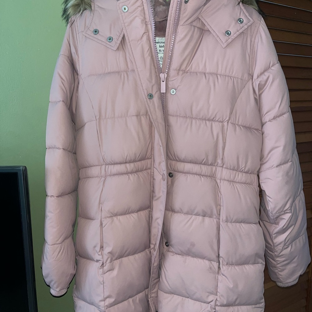 Long winter puffer coat